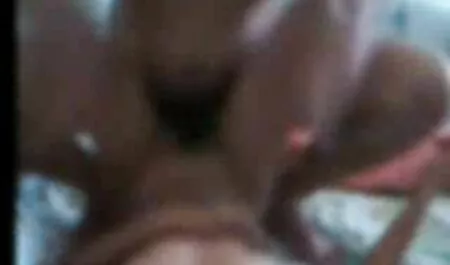 Thể thao, cô gái tóc vàng trong Tội lỗi ảnh với một người đàn ông, trên hàng đầu tai phim sec gai xinh của một thảm