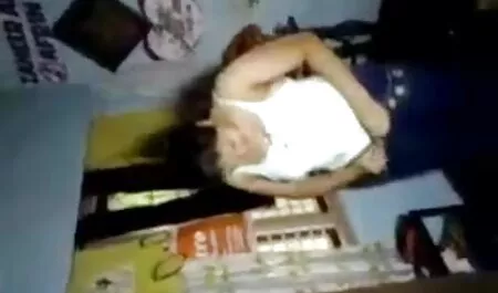Ống hút cho các thành viên anh sec gai xinh và mua được không hữu ích khác hơn là một cô gái trẻ.