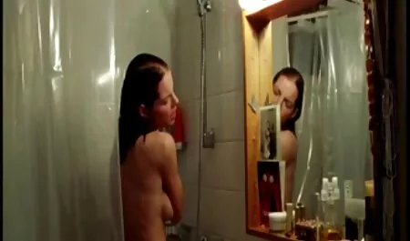 Vợ thực hiện kem với chồng cô bạn xem phim sec lon dep trai lớn